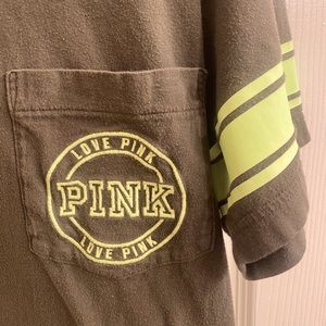 VS PINK Tee